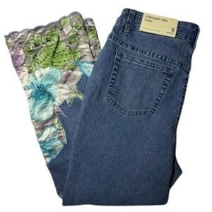 Soft Surroundings Nevaeh Crop Jeans NWT 6 Blue Floral Beaded Embroidered Hem